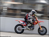 060806_supermoto071